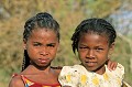 fillettes, morondava, madagascar 